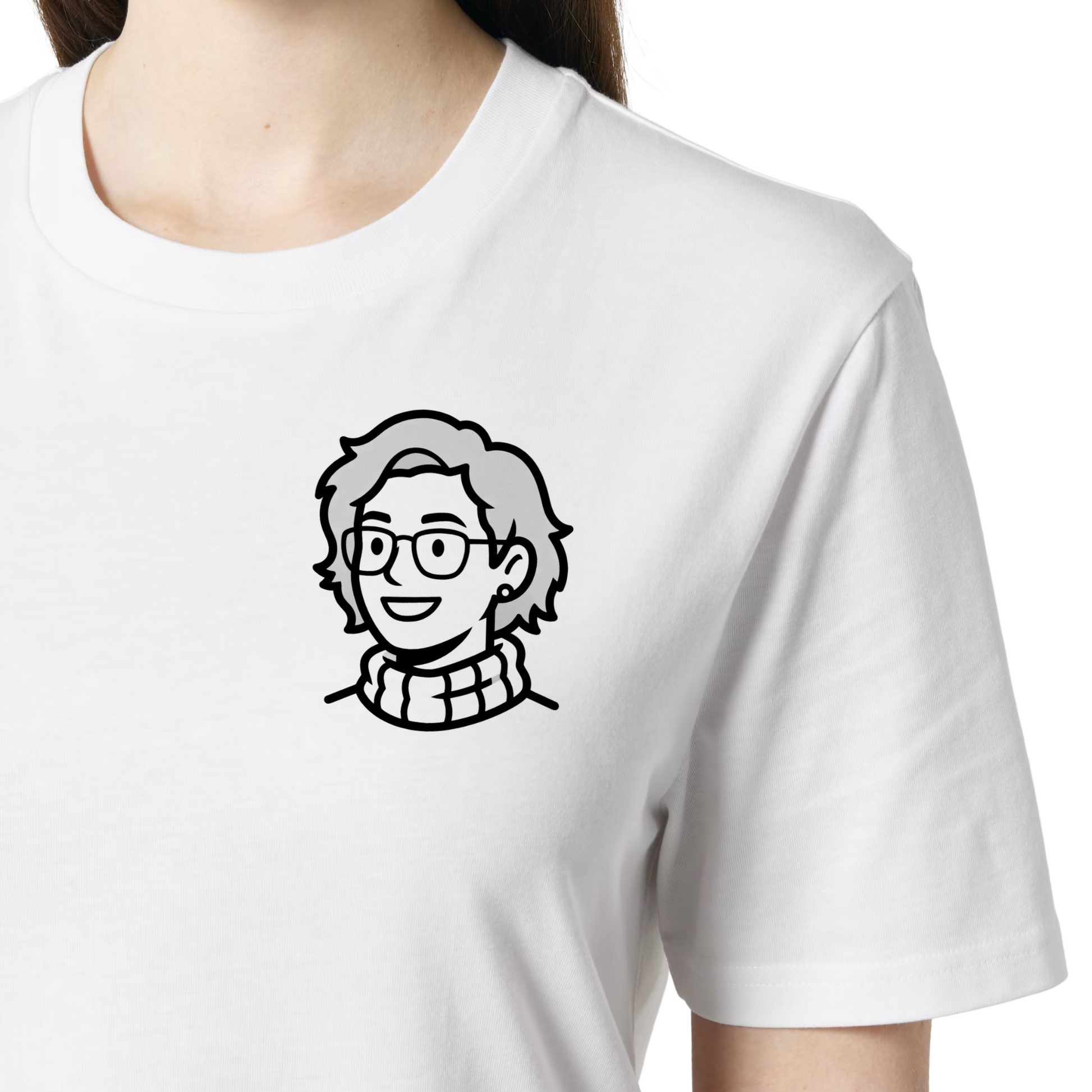 Portrait redessiné à l'encre de Chine, imprimé sur un t-shirt blanc